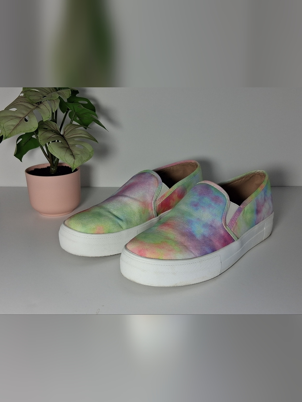 Steve Madden Multicolor Slip-On Sneakers Women's Size 7.5 - Picture 3 of 12
